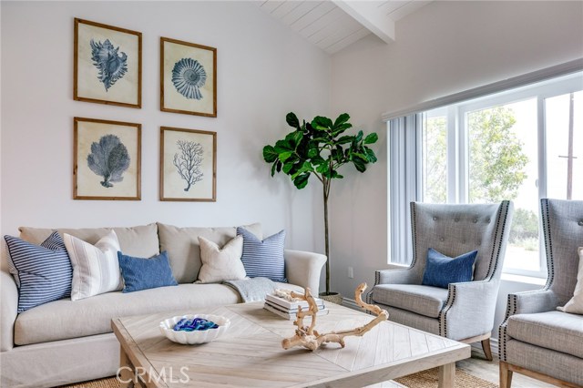 719 Prospect Avenue, Redondo Beach, California 90277, 4 Bedrooms Bedrooms, ,1 BathroomBathrooms,Residential,Sold,Prospect,SB19099865