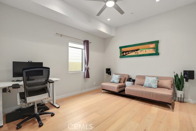 720 Rosecrans Avenue, Manhattan Beach, California 90266, 4 Bedrooms Bedrooms, ,3 BathroomsBathrooms,Residential,Sold,Rosecrans,PW21110961