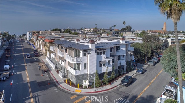 765 Manhattan Beach Boulevard, Manhattan Beach, California 90266, 2 Bedrooms Bedrooms, ,2 BathroomsBathrooms,Residential,Sold,Manhattan Beach,SB18013511