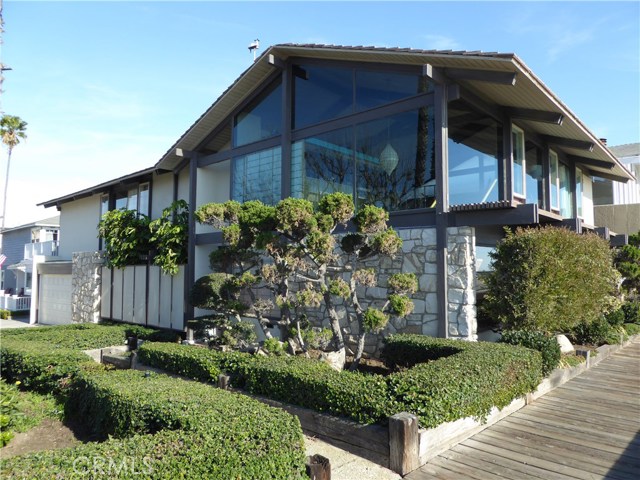 Photo of 2 Laguna Place, Long Beach, CA 90803
