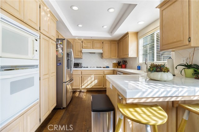 2702 Carnegie Lane, Redondo Beach, California 90278, 3 Bedrooms Bedrooms, ,2 BathroomsBathrooms,Residential,Sold,Carnegie,SB20202081