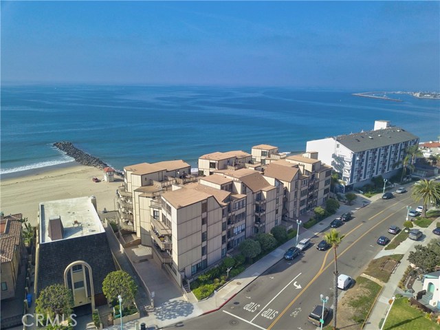 625 Esplanade, Redondo Beach, California 90277, 1 Bedroom Bedrooms, ,1 BathroomBathrooms,Residential,Sold,Esplanade,SB19239624