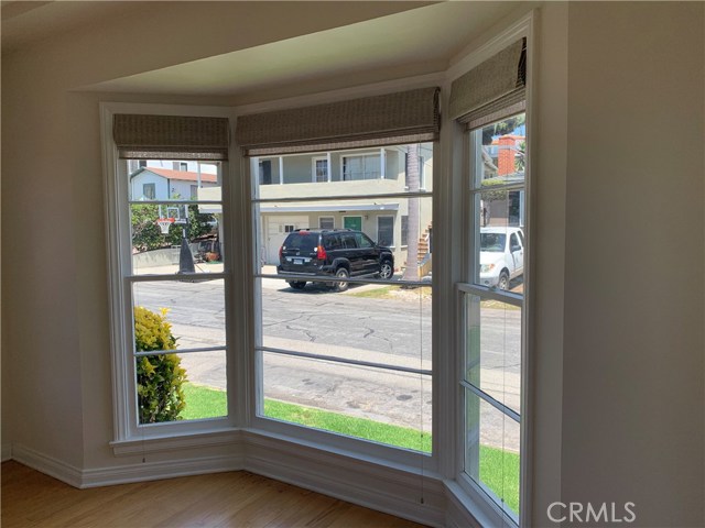 1539 Bonnie Brae Street, Hermosa Beach, California 90254, 3 Bedrooms Bedrooms, ,2 BathroomsBathrooms,Residential,Sold,Bonnie Brae,SB19182302