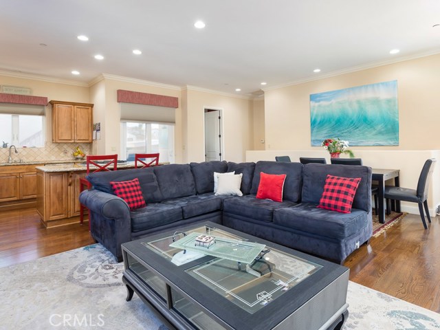 1758 Ford Avenue, Redondo Beach, California 90278, 3 Bedrooms Bedrooms, ,2 BathroomsBathrooms,Residential,Sold,Ford,SB20206096