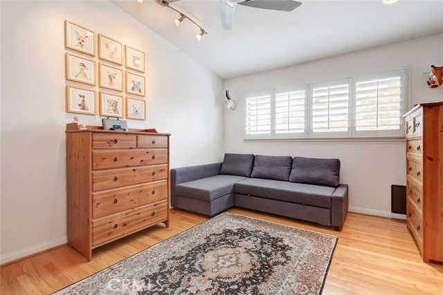 2000 Mathews Avenue, Redondo Beach, California 90278, 2 Bedrooms Bedrooms, ,2 BathroomsBathrooms,Residential,Sold,Mathews,SB19185510