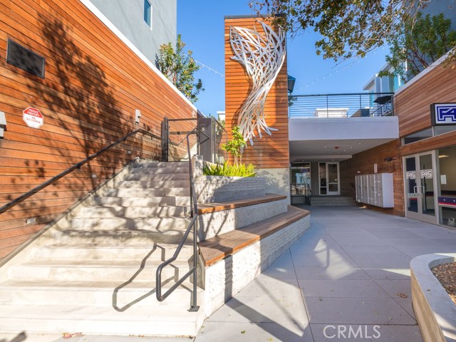 1920 Pacific Coast Highway, Redondo Beach, California 90277, 2 Bedrooms Bedrooms, ,2 BathroomsBathrooms,Residential,Sold,Pacific Coast Highway,SB21006104