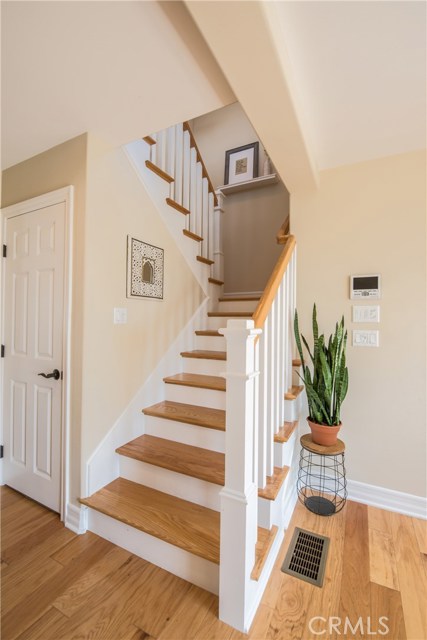 613 Lucia Avenue, Redondo Beach, California 90277, 4 Bedrooms Bedrooms, ,2 BathroomsBathrooms,Residential,Sold,Lucia,SB20146228