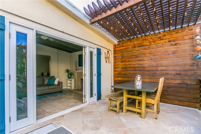 2621 Voorhees Avenue, Redondo Beach, California 90278, 3 Bedrooms Bedrooms, ,2 BathroomsBathrooms,Residential,Sold,Voorhees,SB17083243