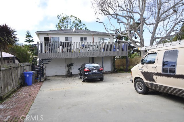 221 Helberta Avenue, Redondo Beach, California 90277, ,Residential Income,Sold,Helberta,SB17189834