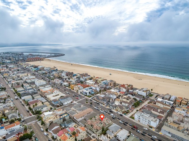 648 Hermosa Avenue, Hermosa Beach, California 90254, 3 Bedrooms Bedrooms, ,3 BathroomsBathrooms,Residential,Sold,Hermosa,SB19268751