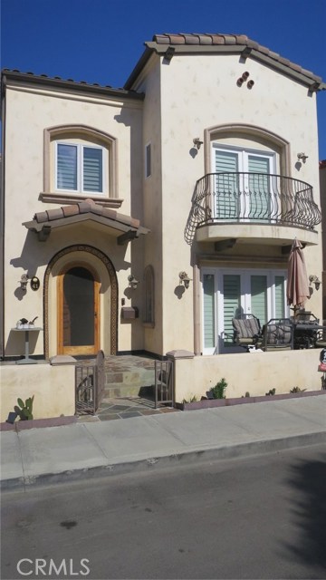 Photo of 41 W Neapolitan Lane, Long Beach, CA 90803