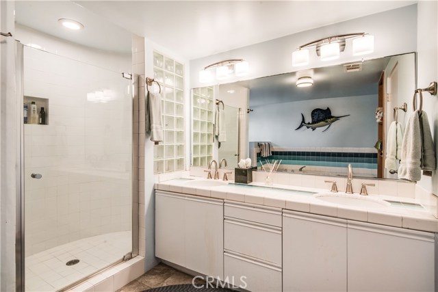 4216 Highland Avenue, Manhattan Beach, California 90266, 3 Bedrooms Bedrooms, ,3 BathroomsBathrooms,Residential,Sold,Highland,SB19276572