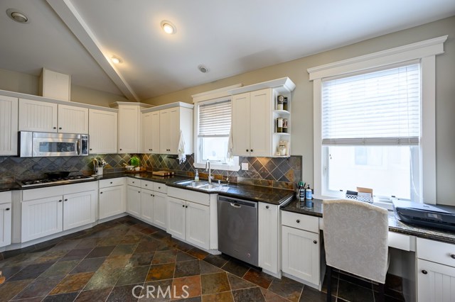 2606 Vanderbilt Lane, Redondo Beach, California 90278, 3 Bedrooms Bedrooms, ,2 BathroomsBathrooms,Residential,Sold,Vanderbilt,SB20191788