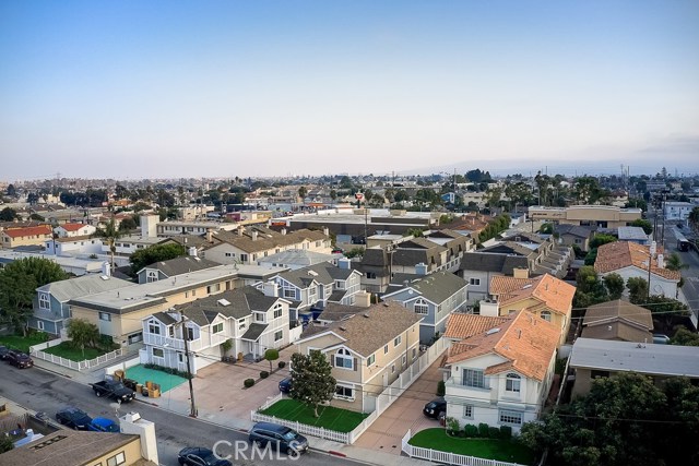 2104 Nelson Avenue, Redondo Beach, California 90278, 4 Bedrooms Bedrooms, ,3 BathroomsBathrooms,Residential,Sold,Nelson,SB20211994