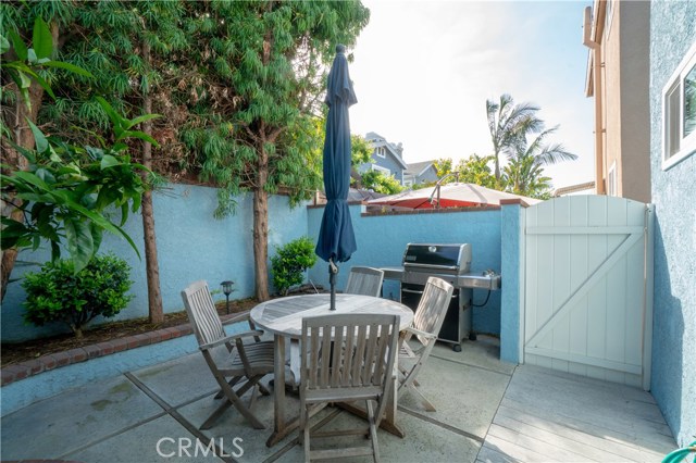 1505 Ford Avenue, Redondo Beach, California 90278, 4 Bedrooms Bedrooms, ,3 BathroomsBathrooms,Residential,Sold,Ford,SB20221423