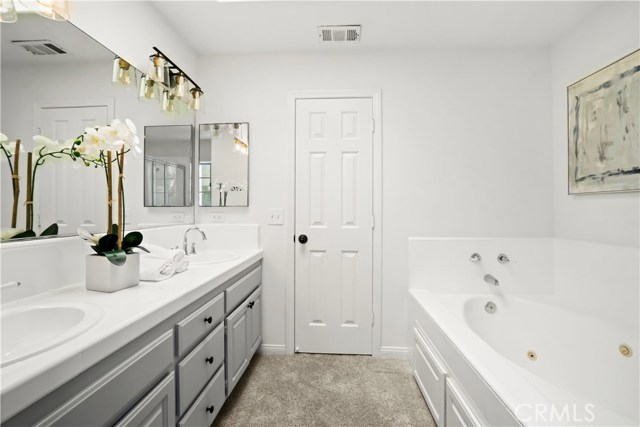 1912 Pullman Lane, Redondo Beach, California 90278, 4 Bedrooms Bedrooms, ,3 BathroomsBathrooms,Residential,Sold,Pullman,SB20135946