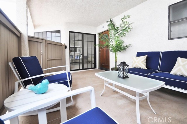 2409 Vanderbilt Lane, Redondo Beach, California 90278, 3 Bedrooms Bedrooms, ,2 BathroomsBathrooms,Residential,Sold,Vanderbilt,SB18125768