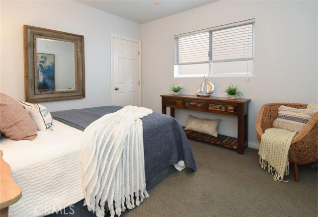 2nd bedroom