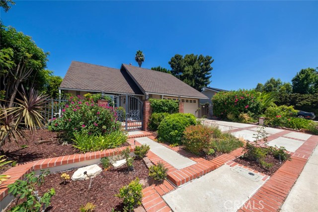 Photo of 25771 Knotty Pine Road, Laguna Hills, CA 92653