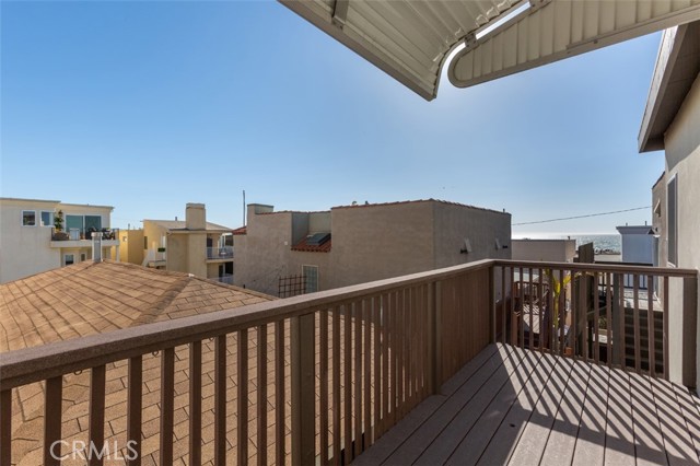 208 Kelp Street, Manhattan Beach, California 90266, 3 Bedrooms Bedrooms, ,1 BathroomBathrooms,Residential,Sold,Kelp,SB21034539