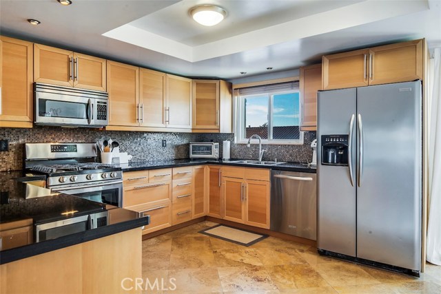 710 Guadalupe Avenue, Redondo Beach, California 90277, 2 Bedrooms Bedrooms, ,1 BathroomBathrooms,Residential,Sold,Guadalupe,SB19016726