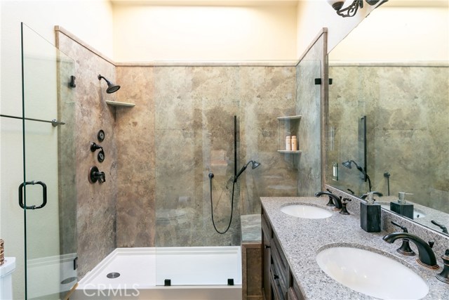 2408 Rockefeller Lane, Redondo Beach, California 90278, 3 Bedrooms Bedrooms, ,2 BathroomsBathrooms,Residential,Sold,Rockefeller,SB19003633