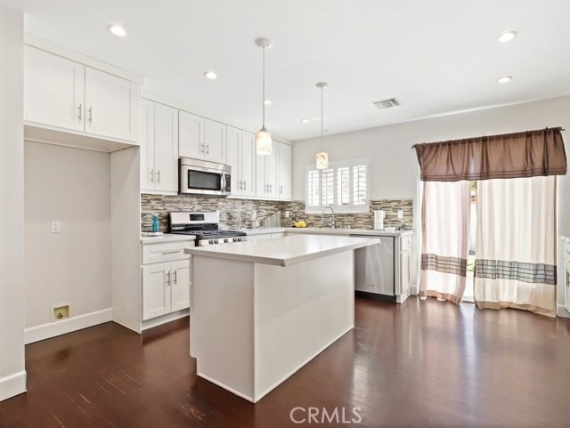 3 Bed Home for Sale in Encino, California
