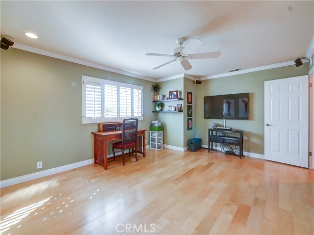 Flat screen TV included.