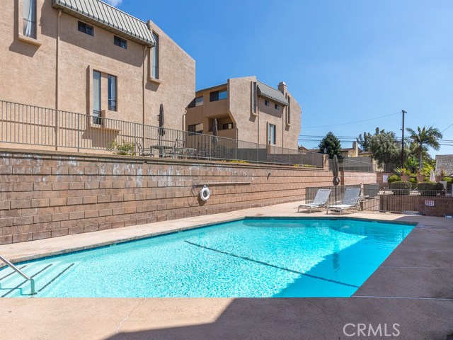 1923 Marshallfield Lane, Redondo Beach, California 90278, 3 Bedrooms Bedrooms, ,2 BathroomsBathrooms,Residential,Sold,Marshallfield,SB20084915