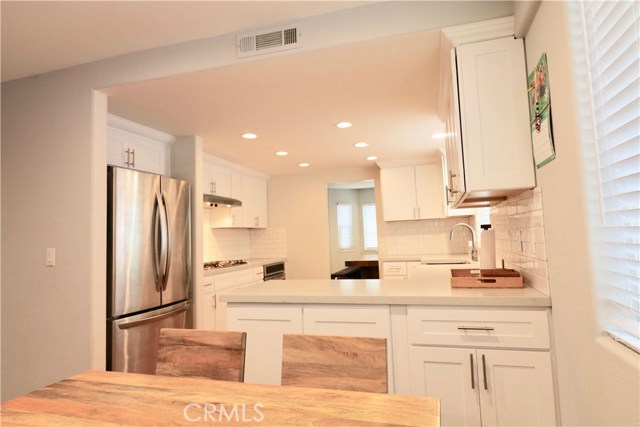 2307 Pullman Lane, Redondo Beach, California 90278, 3 Bedrooms Bedrooms, ,2 BathroomsBathrooms,Residential,Sold,Pullman,SB19080396