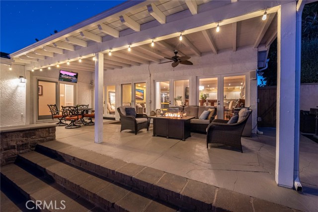 10 Sunnyfield Drive, Rolling Hills Estates, California 90274, 3 Bedrooms Bedrooms, ,2 BathroomsBathrooms,Residential,Sold,Sunnyfield,SB21066576