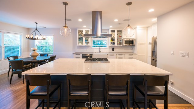 1829 Oak Avenue, Manhattan Beach, California 90266, 3 Bedrooms Bedrooms, ,2 BathroomsBathrooms,Residential,Sold,Oak,SB21146296