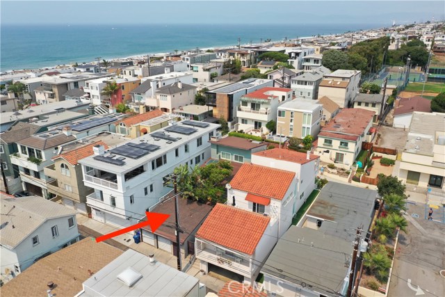 404 16th Street, Manhattan Beach, California 90266, 3 Bedrooms Bedrooms, ,2 BathroomsBathrooms,Residential,Sold,16th,PV20185487