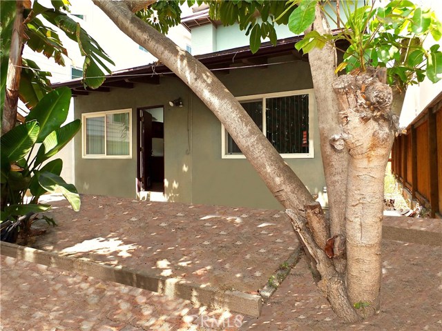 404 16th Street, Manhattan Beach, California 90266, 3 Bedrooms Bedrooms, ,2 BathroomsBathrooms,Residential,Sold,16th,PV20185487