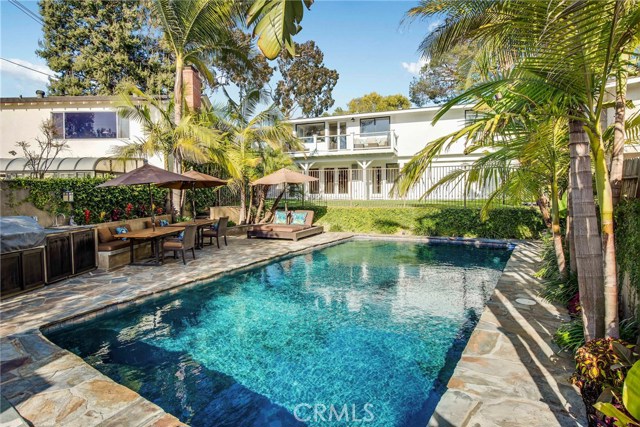 Take a dip in this Sparkling pool