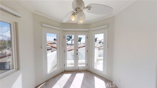 625 Lucia Avenue, Redondo Beach, California 90277, 3 Bedrooms Bedrooms, ,2 BathroomsBathrooms,Residential,Sold,Lucia,SB20075616