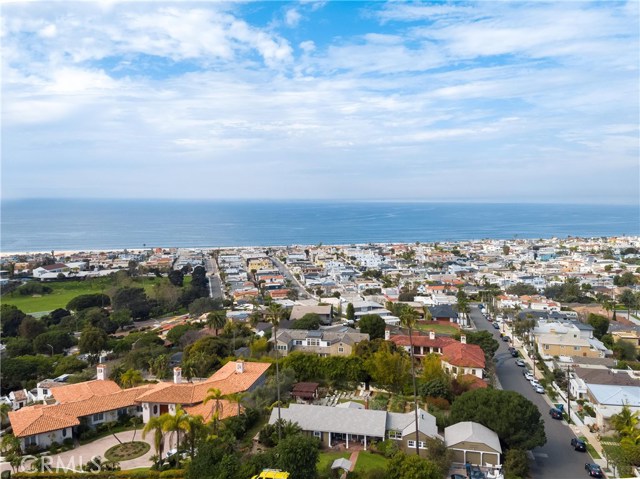 2965 La Carlita Street, Hermosa Beach, California 90254, 3 Bedrooms Bedrooms, ,2 BathroomsBathrooms,Residential,Sold,La Carlita,SB20207353