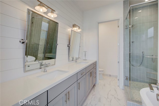 1736 Carlson Lane, Redondo Beach, California 90278, 3 Bedrooms Bedrooms, ,3 BathroomsBathrooms,Residential,Sold,Carlson,PV18235032