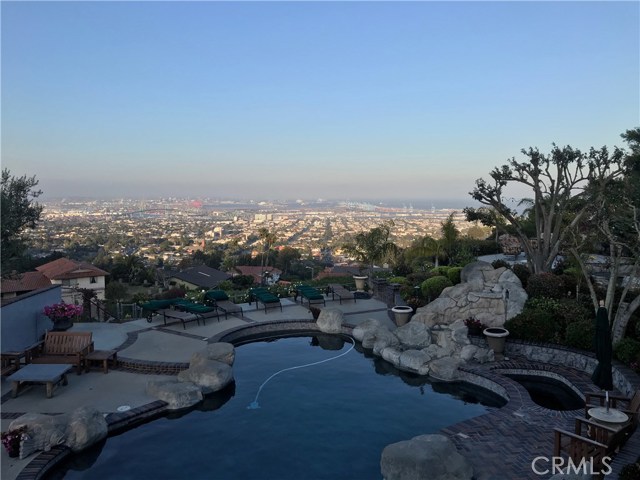 2462 Rue Le Charlene, Rancho Palos Verdes, California 90275, 3 Bedrooms Bedrooms, ,3 BathroomsBathrooms,Residential,Sold,Rue Le Charlene,PV18126919