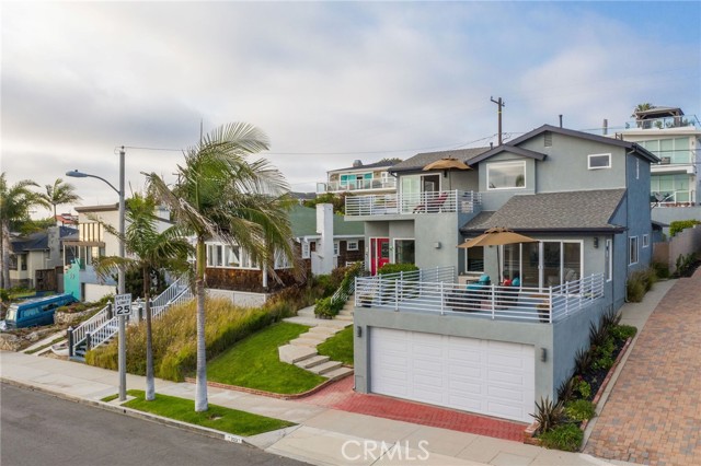 323 Avenue G, Redondo Beach, California 90277, 4 Bedrooms Bedrooms, ,1 BathroomBathrooms,Residential,Sold,Avenue G,PV21158630