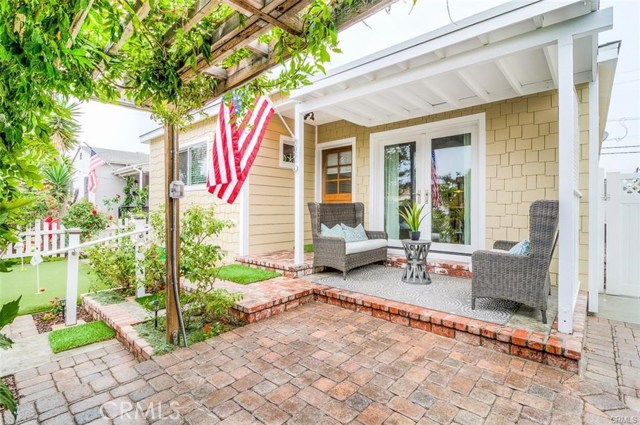 Photo of 319 14th Street, Seal Beach, CA 90740