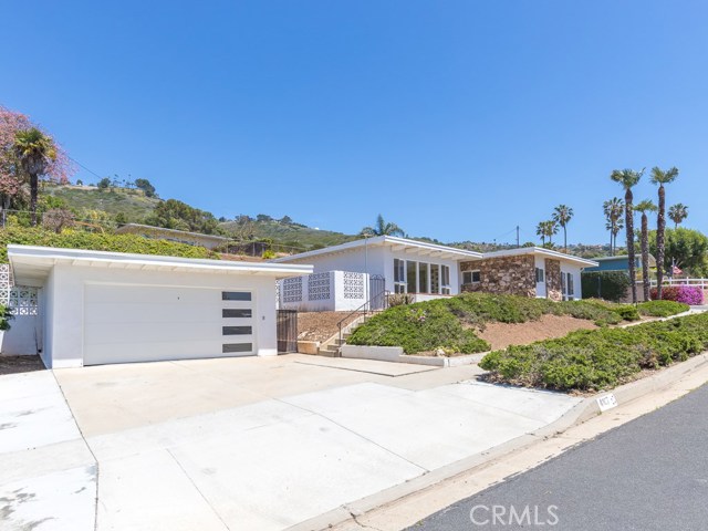 4107 Dauntless Drive, Rancho Palos Verdes, California 90275, 3 Bedrooms Bedrooms, ,2 BathroomsBathrooms,Residential,Sold,Dauntless,SB20077228