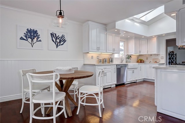 13 Laurel, Manhattan Beach, California 90266, 3 Bedrooms Bedrooms, ,1 BathroomBathrooms,Residential,Sold,Laurel,SB19057635