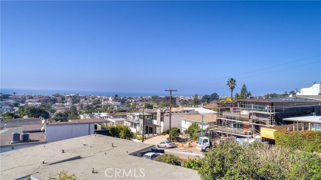 730 24th Place, Hermosa Beach, California 90254, 3 Bedrooms Bedrooms, ,1 BathroomBathrooms,Residential,Sold,24th,SB18028157