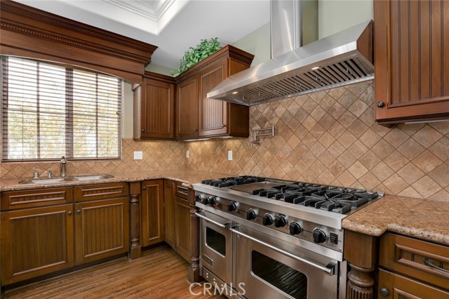 200 Avenue C, Redondo Beach, California 90277, 4 Bedrooms Bedrooms, ,2 BathroomsBathrooms,Residential,Sold,Avenue C,SB18107181