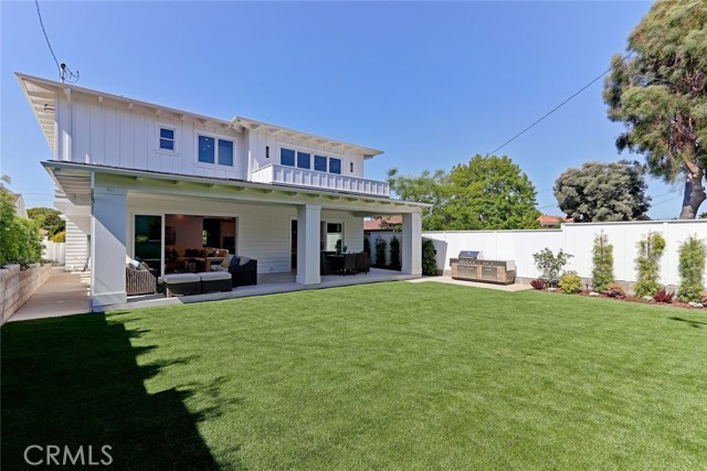 1450 23rd Street, Manhattan Beach, California 90266, 5 Bedrooms Bedrooms, ,2 BathroomsBathrooms,Residential,Sold,23rd,SB17111240