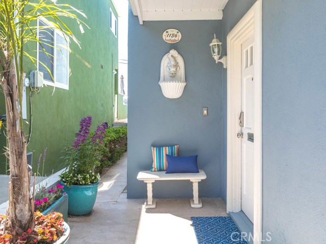 1136 2nd Street, Hermosa Beach, California 90254, 4 Bedrooms Bedrooms, ,3 BathroomsBathrooms,Residential,Sold,2nd,SB19115231