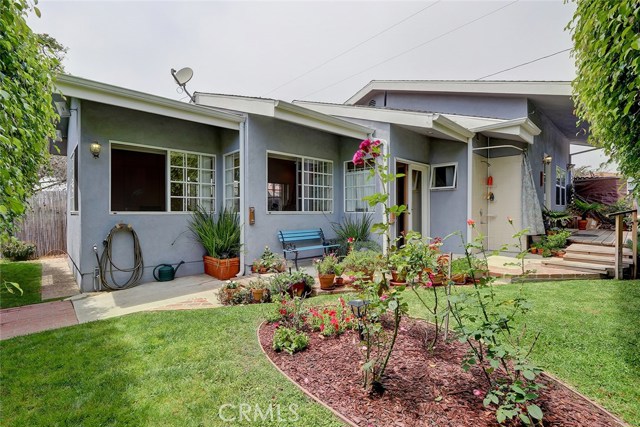 723 Avenue C, Redondo Beach, California 90277, 4 Bedrooms Bedrooms, ,2 BathroomsBathrooms,Residential,Sold,Avenue C,SB18173851