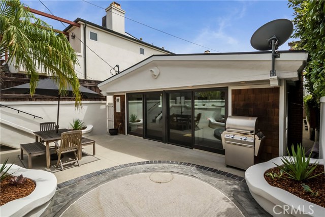 469 29th Street, Manhattan Beach, California 90266, 4 Bedrooms Bedrooms, ,3 BathroomsBathrooms,Residential,Sold,29th,SB18023146