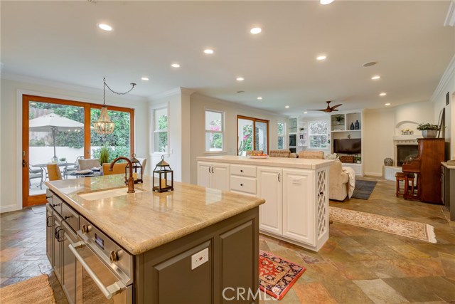 1144 9th Street, Hermosa Beach, California 90254, 5 Bedrooms Bedrooms, ,4 BathroomsBathrooms,Residential,Sold,9th,SB19216948